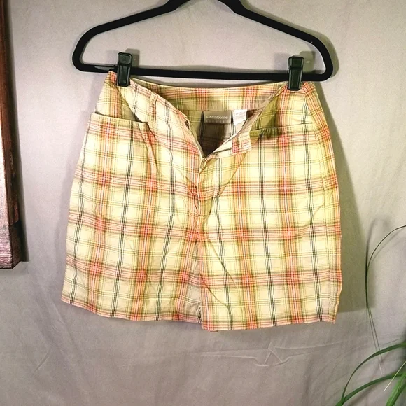 Liz Claiborne Vintage plaid shorts - Picture 1 of 6